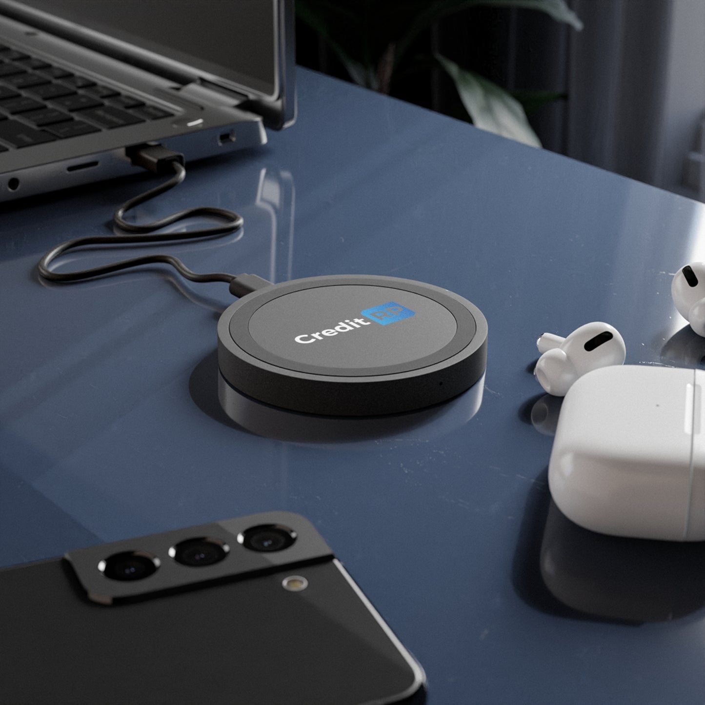 Quake Wireless Charging Pad - Credit RP