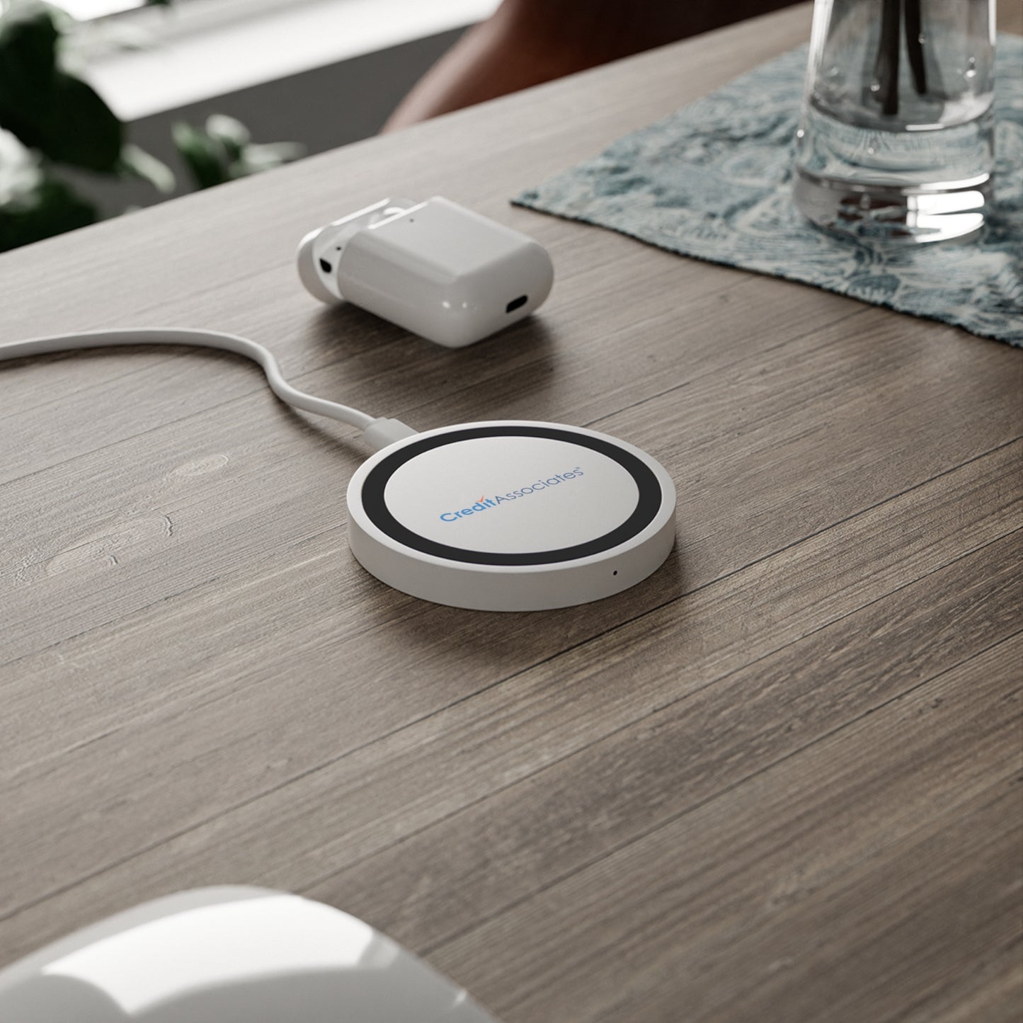 Quake Wireless Charging Pad - Credit Associates